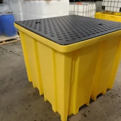About Us 2 Single spill containment pallet